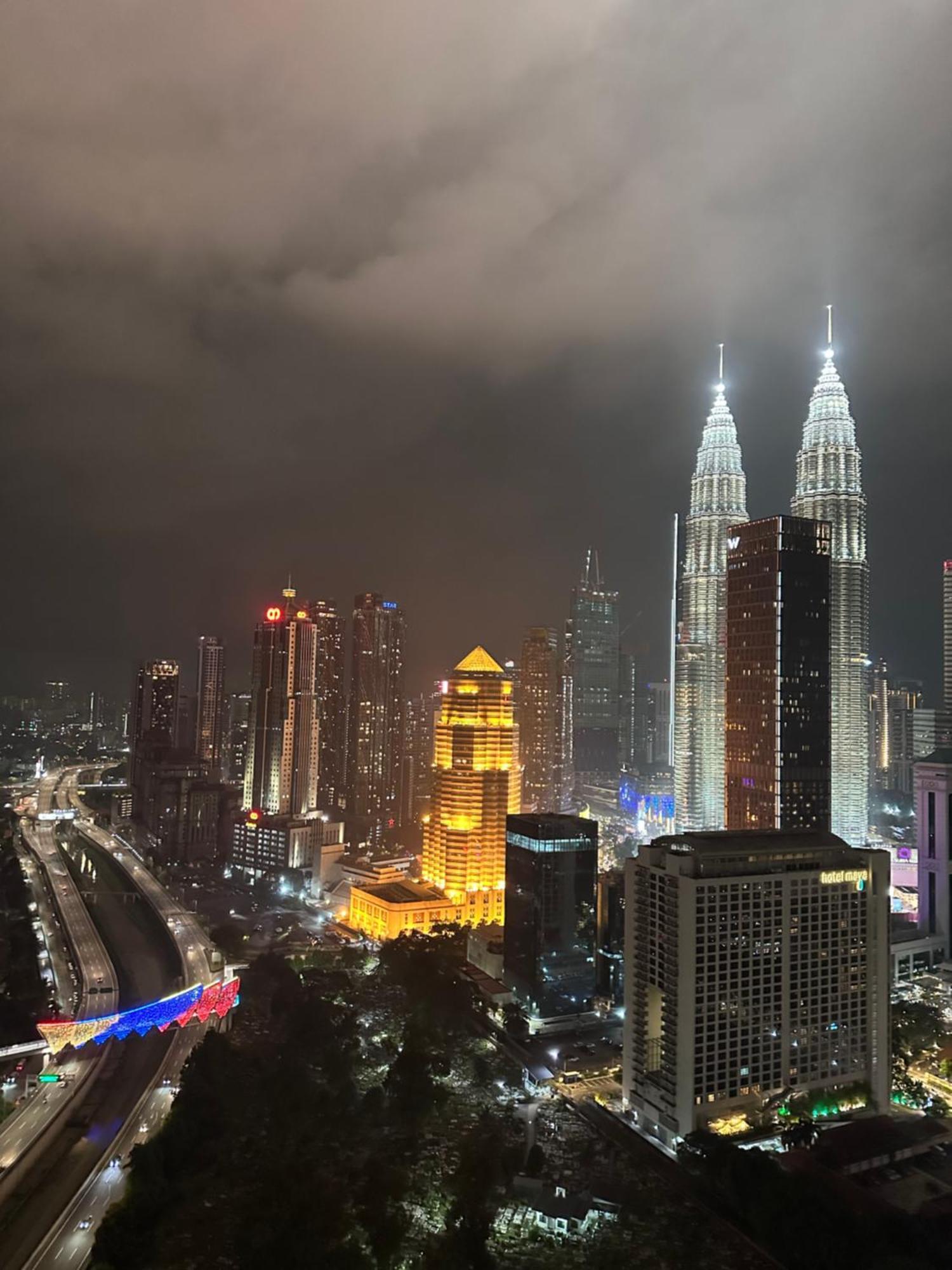 Mercu Summer Suites Klcc By Minutepointhome 吉隆坡 外观 照片